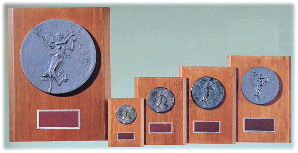 �\���|�E�L�O�|